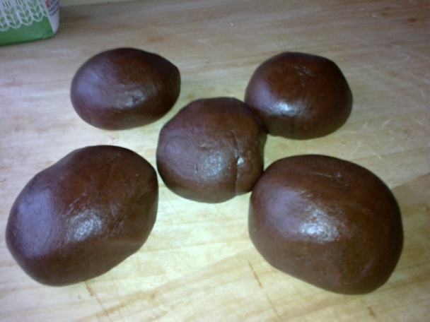 Karamelové rezy s marcipánovým krémom (fotorecept) - obrázok 2