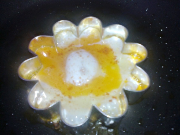 Brokolicový prívarok s vajíčkovým kvietkom (fotorecept) - obrázok 8