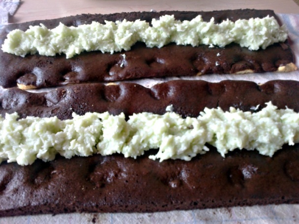 Bodkavé rolky s pistáciovo-kokosovou plnkou (fotorecept) - obrázok 3