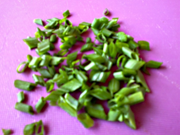 Bodkované rezance so smotanou a jarnou cibuľkou (fotorecept) - obrázok 11