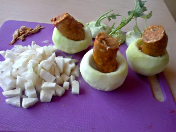 Jarné kaleráby plnené klobásovým mäsom (fotorecept) - obrázok 4