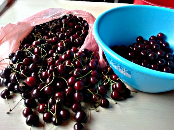 Čerešňovo-jahodový džem s čokoládou (fotorecept) - obrázok 1