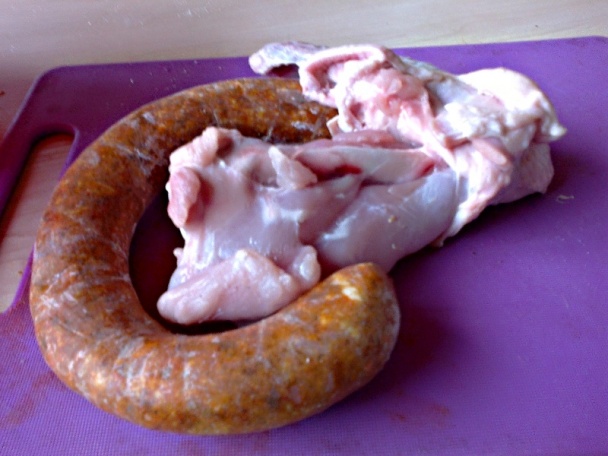 Plnené morčacie krídla na kurkume s kalerábovými hranolčekmi (fotorecept) - obrázok 1