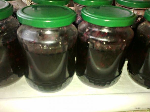 Čučoriedky zasýpané cukrom s vajcovým koňakom (fotorecept) - obrázok 6