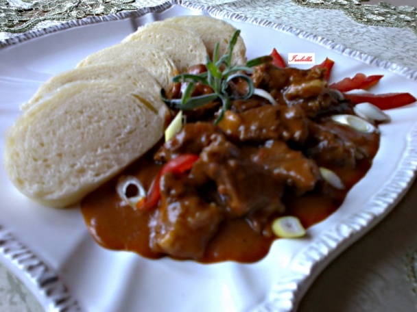 Domáca hovädzinka na slanine (fotorecept) - obrázok 8