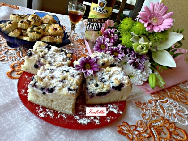 Kysnutý čučoriedkový koláč s posýpkou (fotorecept) - obrázok 5