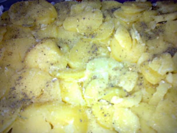 Prekladaný zemiakový šalát podľa Svetlanky (fotorecept) - obrázok 9