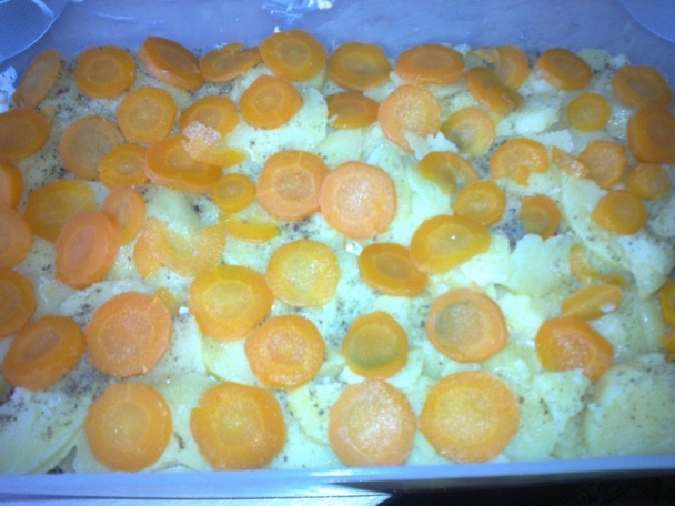 Prekladaný zemiakový šalát podľa Svetlanky (fotorecept) - obrázok 10