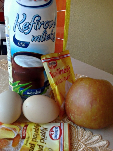 Kefírové palacinky s jablkovými kockami podľa Svetlanky (fotorecept) - obrázok 1