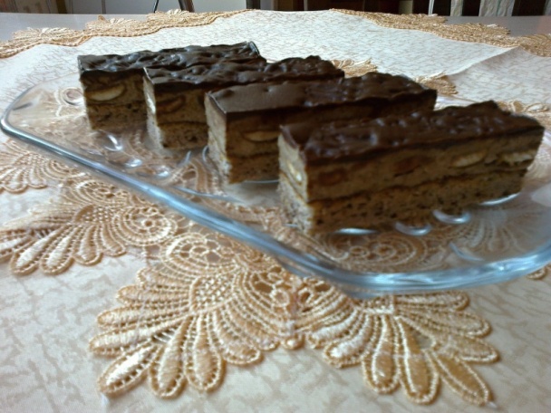 Kávovo-orechové rezy s čokoládou (fotorecept) - obrázok 16