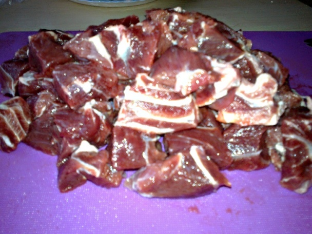 Hovädzí perkelt s hroznovým lekvárom a vínom (fotorecept) - obrázok 2