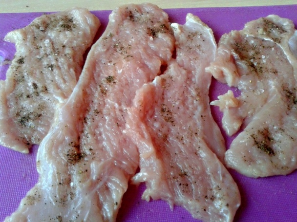 Morčacie prsia v šunkovo-syrovom cestíčku s rozmarínom (fotorecept) - obrázok 2