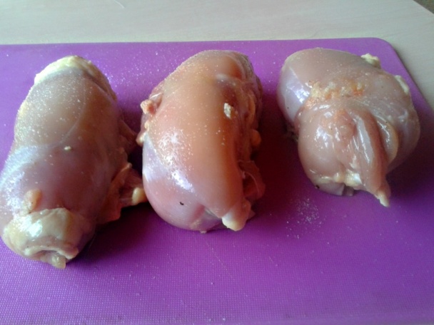 Vykostené kuracie stehná s lososovou plnkou (fotorecept) - obrázok 6