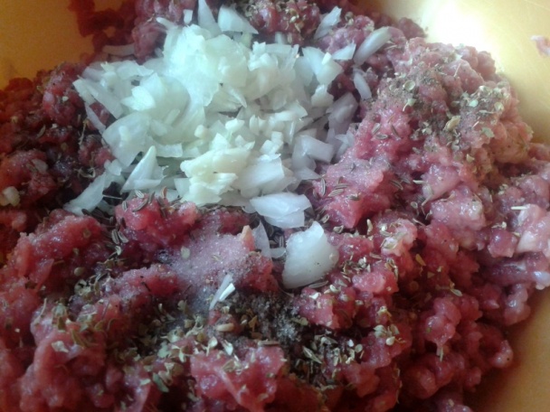 Čevabčiči z troch druhov mäsa (fotorecept) - obrázok 3