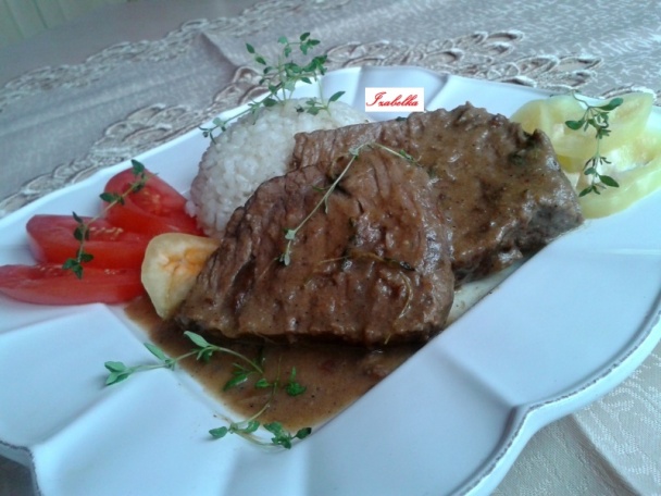 Špikovaný hovädzí plátok na tymiáne  - obrázok 1