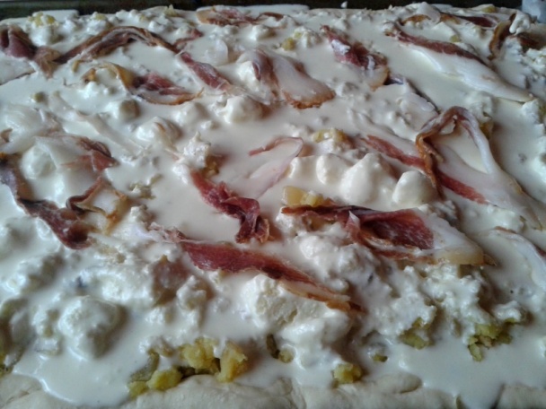 Bryndzové kocky so zemiakovo-cibuľkovou plnkou a slaninou (fotorecept) - obrázok 14