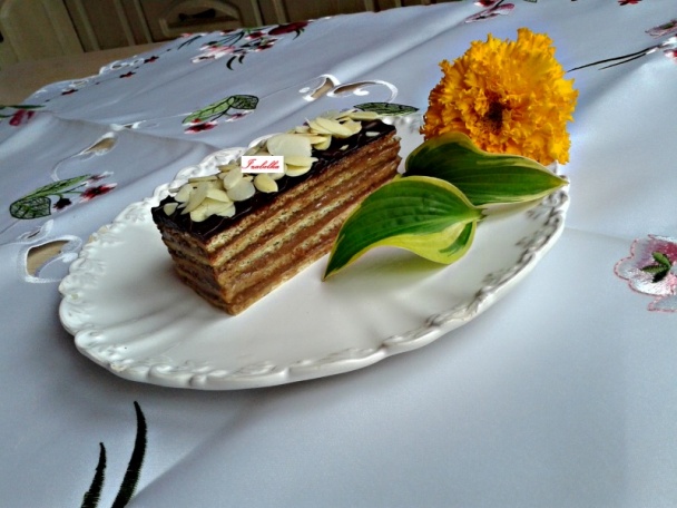 Medové dobošové rezy s karamelovým krémom (fotorecept) - obrázok 12