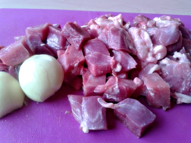 Morčací paprikáš so šampiňónmi a kôprom (fotorecept) - obrázok 1