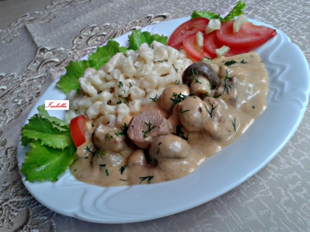 Morčací paprikáš so šampiňónmi a kôprom (fotorecept) - obrázok 7