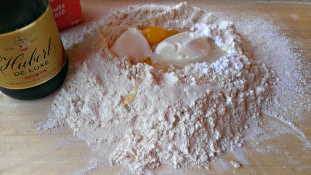 Sadlové rožky so šampanským (fotorecept) - obrázok 3