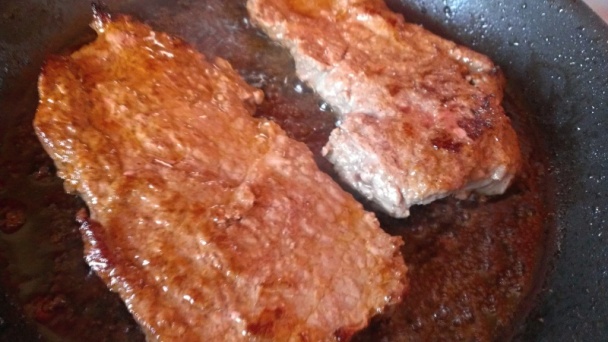 Hovädzí plátok na slanine s hlivou (fotorecept) - obrázok 1