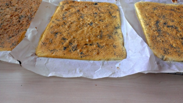 Citrónovo-makové rezy s mascarpone krémom (forecept) - obrázok 4