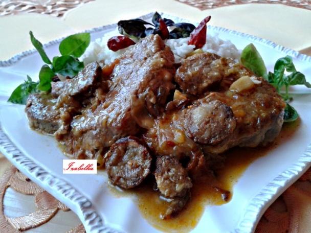Bravčová krkovička na slanine a údenej klobáse s lečom (fotorecept) - obrázok 7