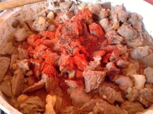 Hovädzí guláš špeciál (fotorecept) - obrázok 6