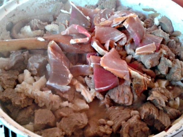 Hovädzí guláš špeciál (fotorecept) - obrázok 8