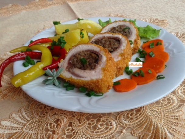 Kuracie prsia plnené jaternicou, prošutom a vyprážané v kukuričnej strúhanke (fotorecept) - obrázok 7