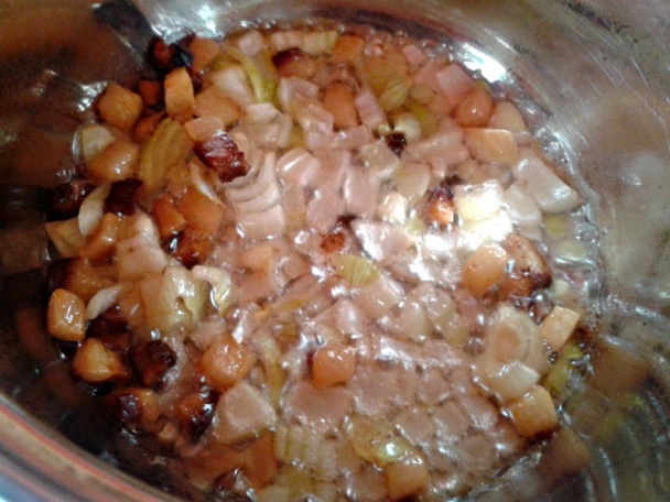 Hovädzie medailónky na víne s rozmarínom (fotorecept) - obrázok 2