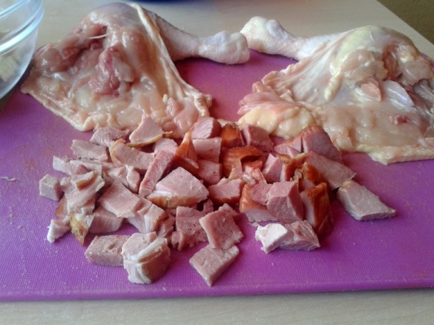 Pečené plnené kuracie stehná šunkou a so syrom (fotorecept) - obrázok 1