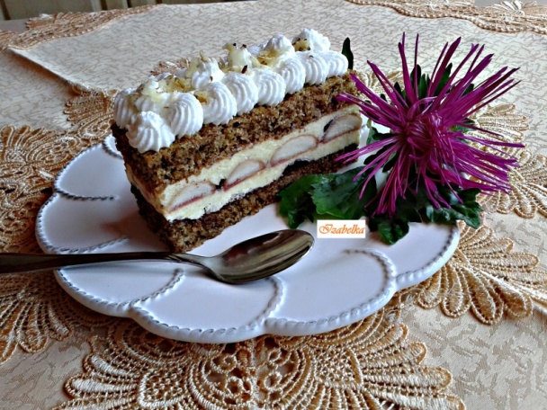 Orechové rezy s čerešňovým krémom a šľahačkou (fotorecept) - obrázok 16