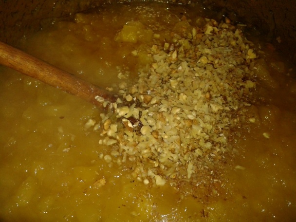 Tekvicovo-ananásovo-pomarančový džem s rumom a orechmi (fotorecept) - obrázok 9