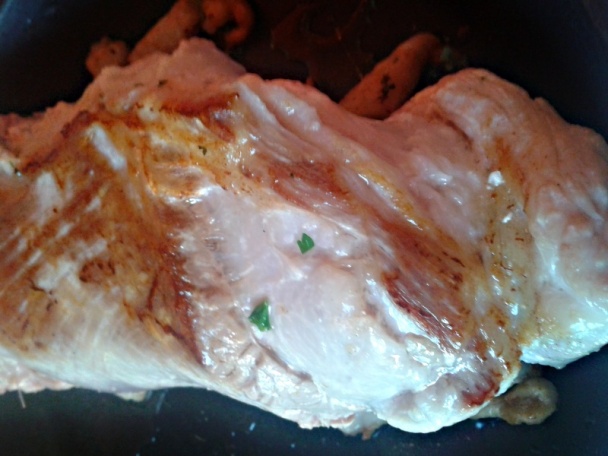 Pečený bravčový bôčik plnený údenou klobásou (fotorecept) - obrázok 8