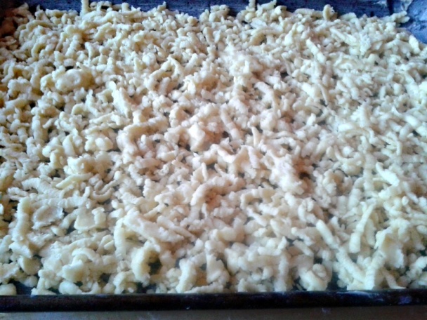 Strúhaný krehký tvarohovo-jablkový koláč (fotorecept) - obrázok 5