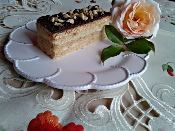 Medové rezy s orechovým krémom (fotorecept) - obrázok 13