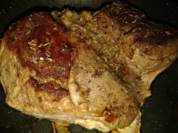 Pečené bravčové pliecko na slanine s lečom a zemiakovým knedlíkom (fotorecept) - obrázok 3