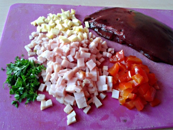 Bravčová pečeň plnená šunkou, syrom a kapiou (fotorecept) - obrázok 3