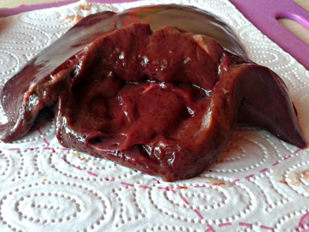 Bravčová pečeň plnená šunkou, syrom a kapiou (fotorecept) - obrázok 4