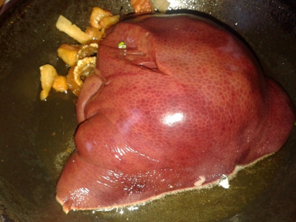 Bravčová pečeň plnená šunkou, syrom a kapiou (fotorecept) - obrázok 7