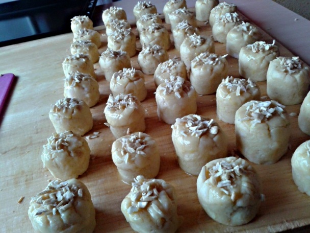 Sadlové pagáčiky s vínom, údeným syrom a kešu orieškami (fotorecept) - obrázok 17