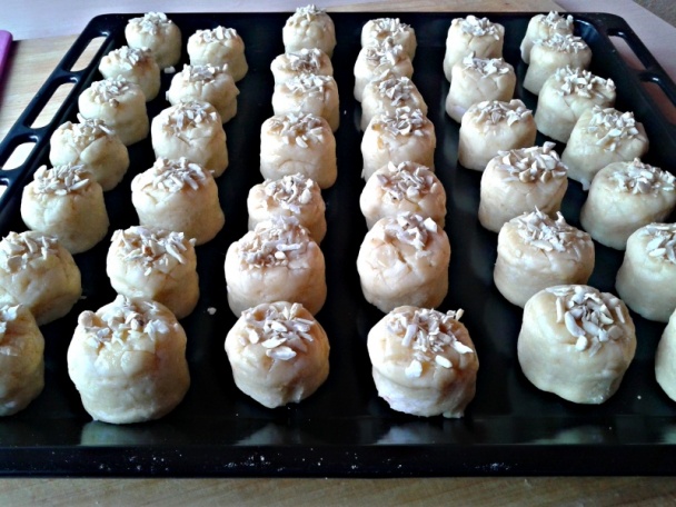 Sadlové pagáčiky s vínom, údeným syrom a kešu orieškami (fotorecept) - obrázok 18