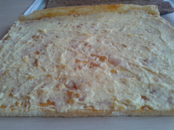 Dvojfarebná roláda s marhuľovou plnkou (fotorecept) - obrázok 2