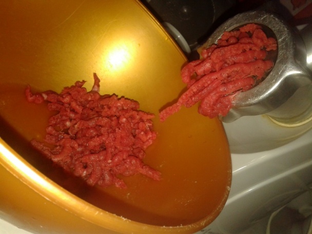 Hovädzie guľky v kyslej kapuste (fotorecept) - obrázok 1