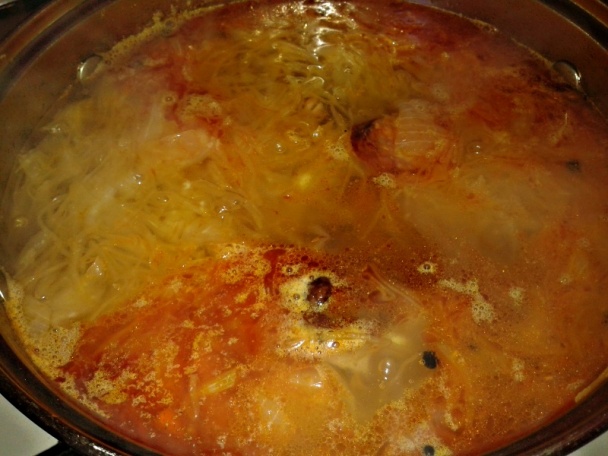 Bôbkapusta s údeným rebierkom, klobáskou a vylúskaným bôbom (fotorecept) - obrázok 1