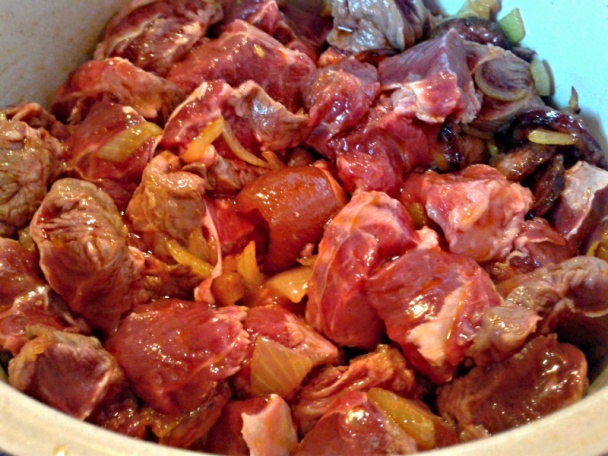 Hovädzie kocky s fernetom a kakaom (fotorecept) - obrázok 4