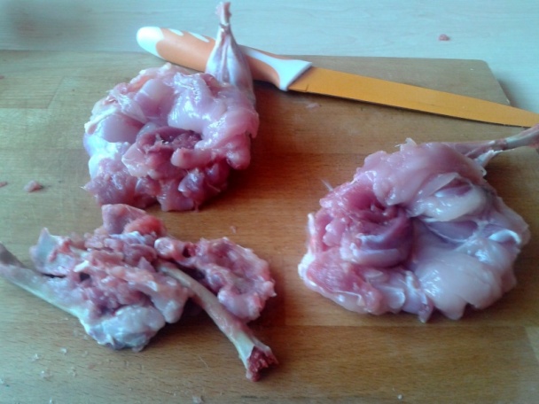 Králičie stehná plnené slivkami (fotorecept) - obrázok 2