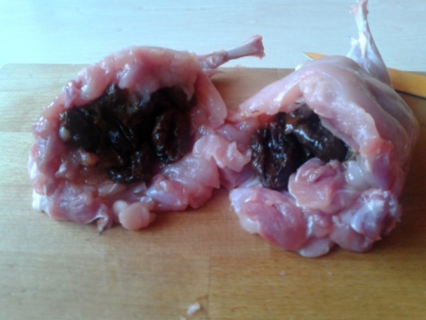 Králičie stehná plnené slivkami (fotorecept) - obrázok 4