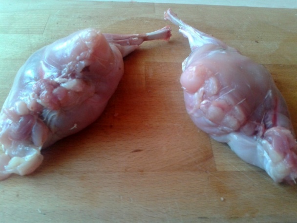 Králičie stehná plnené slivkami (fotorecept) - obrázok 5